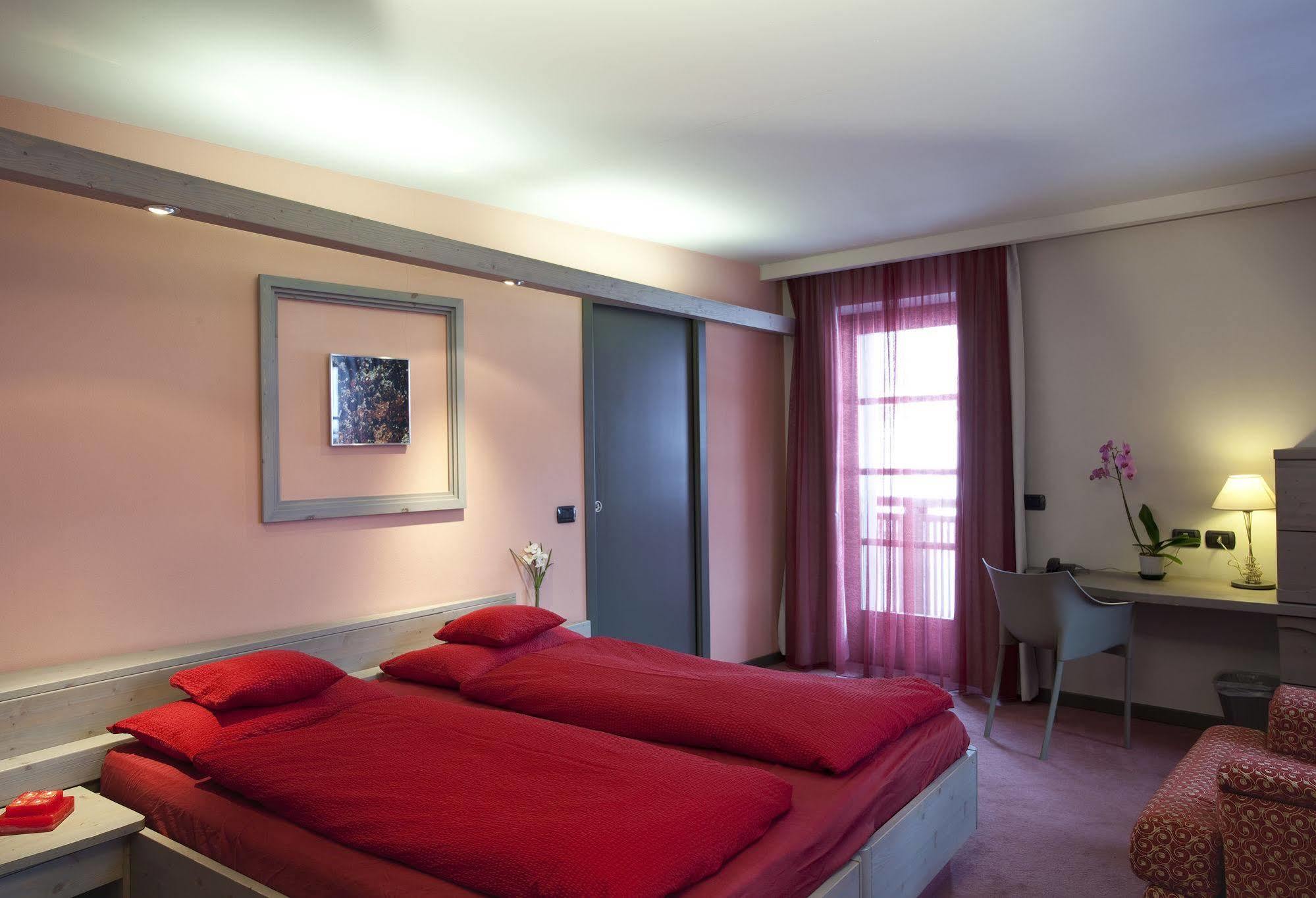 Hotel Marzia 리비뇨 외부 사진